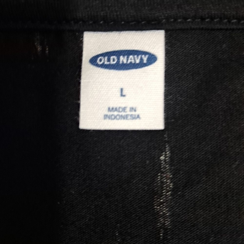 Old Navy Ladies Tee NWT - Picture 3 of 9